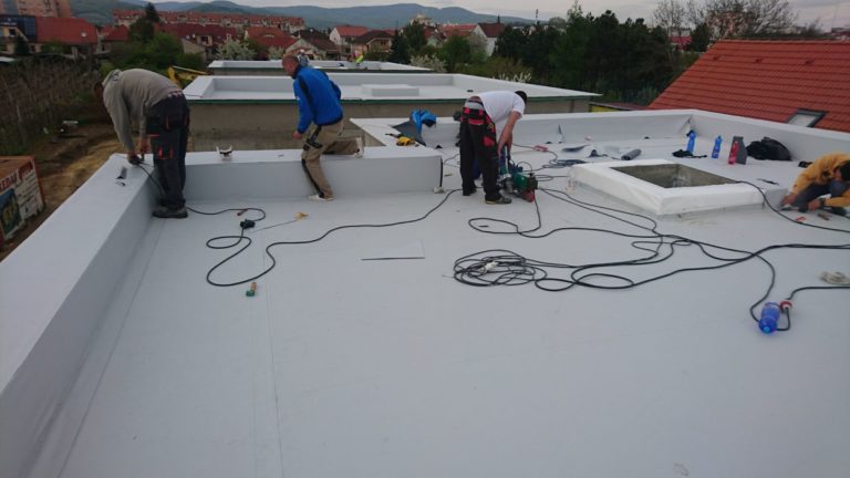 Izolovanie plochej strechy